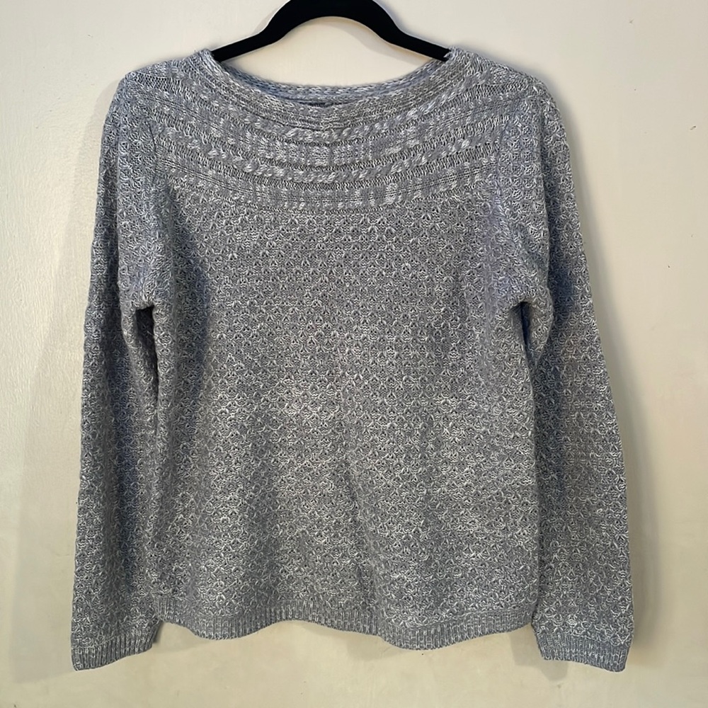Crew neck sweater